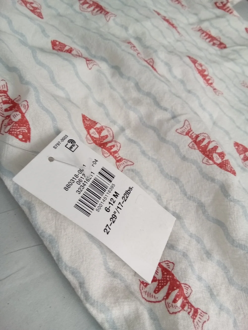 NWT Old Navy Baby Fish Print Button Down Shirt 6-12M
